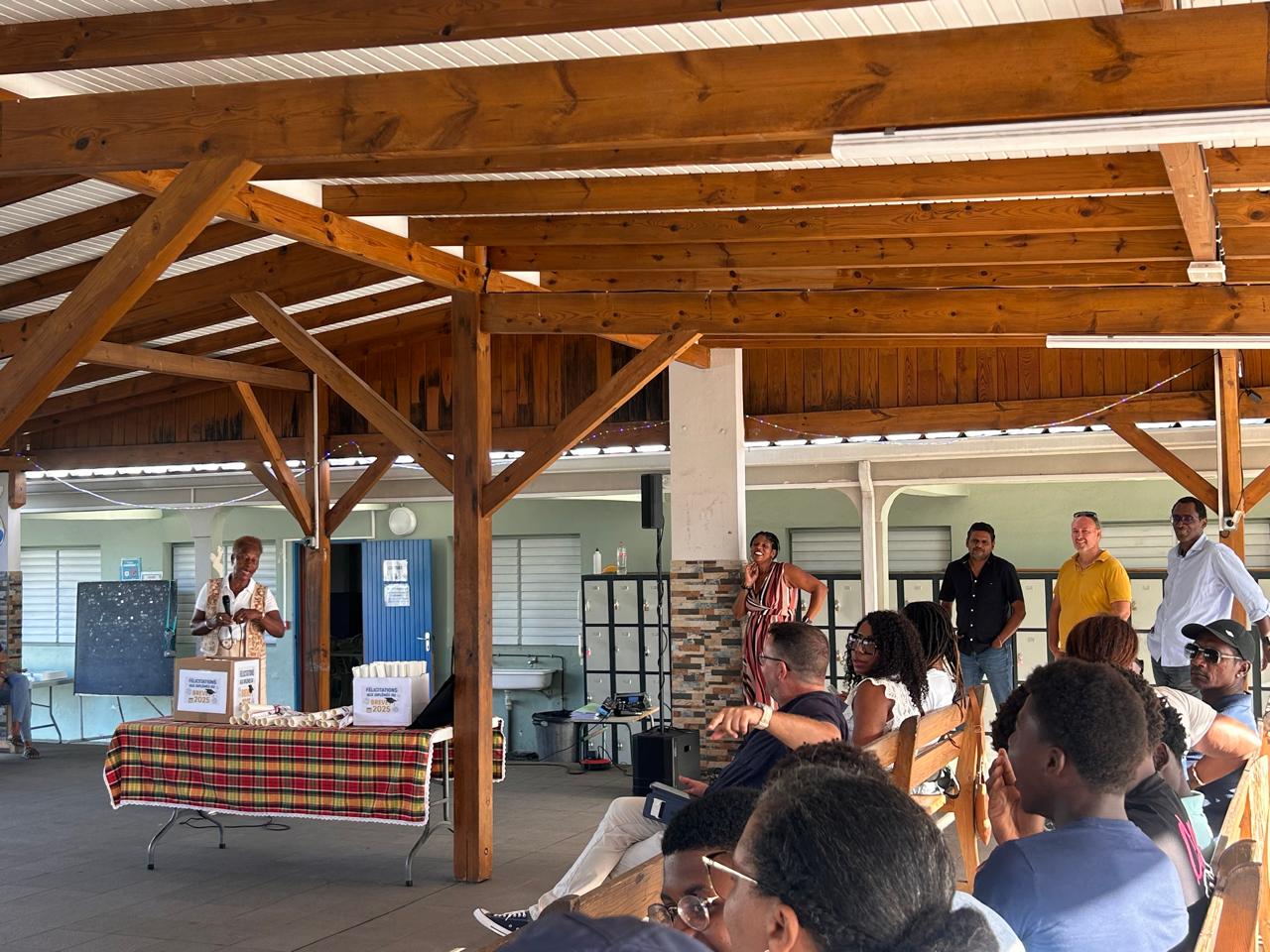 Lire la suite à propos de l’article Remise des diplômes du Brevet National (DNB) 2025